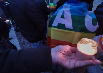 All We Need Is Peace: piccole luci nel buio della guerra