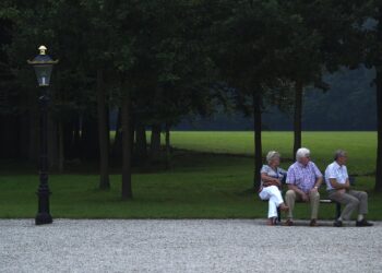 Vacanze ma non per tutti: esiste anche la povertà da vacanza. Fenomeno allarmante e pericoloso