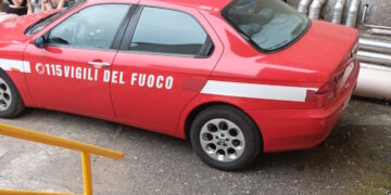 Tragedia a San Donato Milanese: muore un uomo cadendo dal parcheggio di ATM