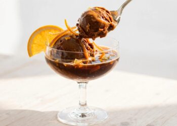 LA BIRRA LASCIA IL BICCHIERE E CONQUISTA IL CUCCHIAIO: IL SORBETTO CHE SORPRENDE.