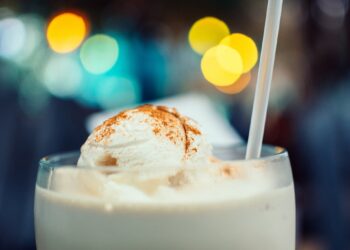 Ponche Spongato: il sorbetto milanese che custodisce il gusto di un’altra Milano
