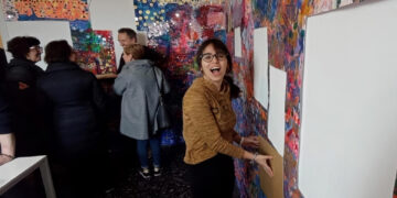 Raccolta fondi per finanziare l’arte dei ragazzi con disabilità che ha conquistato il Quirinale e il Vaticano dalla Tela di Rescaldina